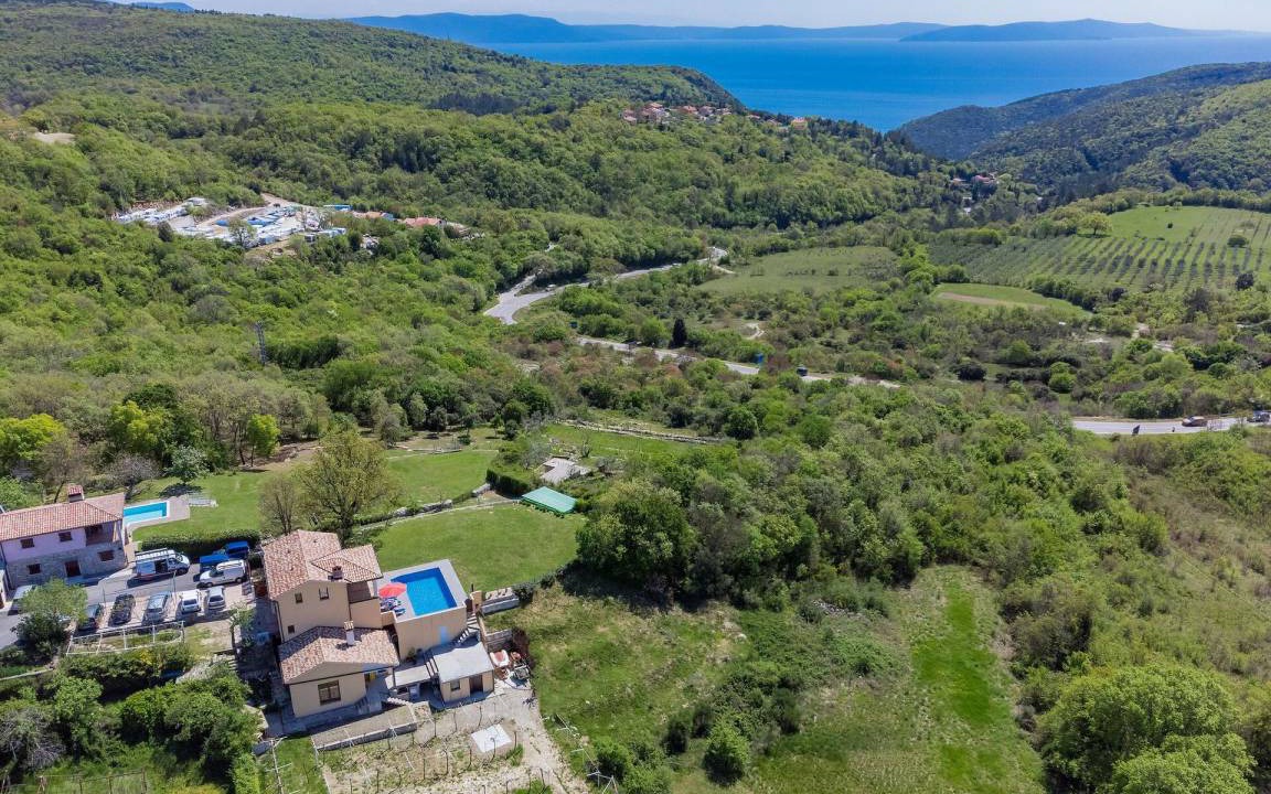 Labin Other | 100 m² Accommodation ∙ 2 bedrooms ∙ 4 guests