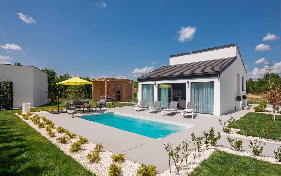Oklaj House | 100 m² House ∙ 2 bedrooms ∙ 4 guests