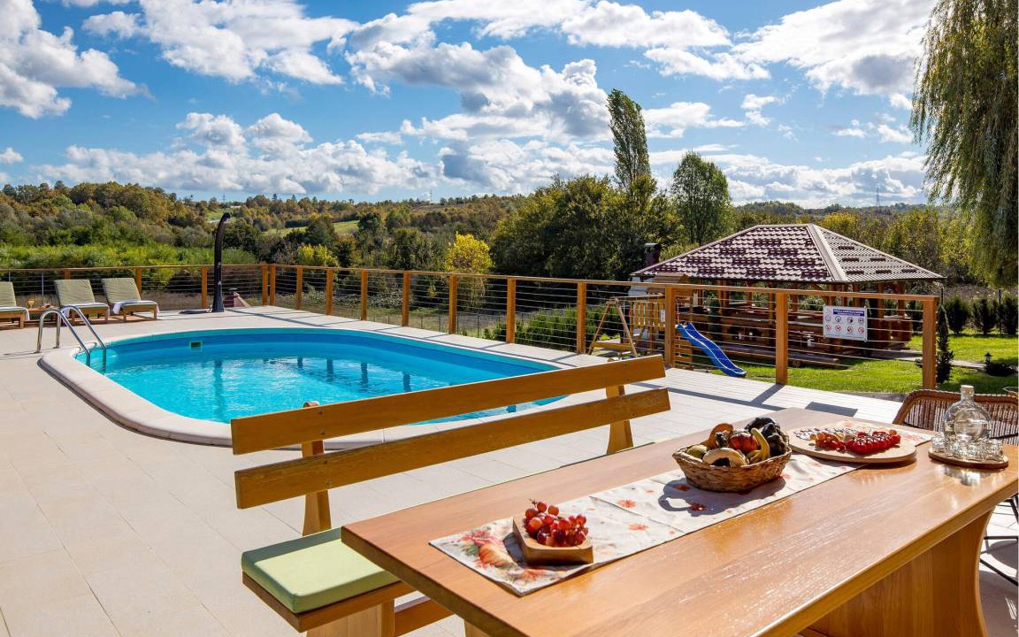 Petrinja House | 108 m² House ∙ 3 bedrooms ∙ 7 guests