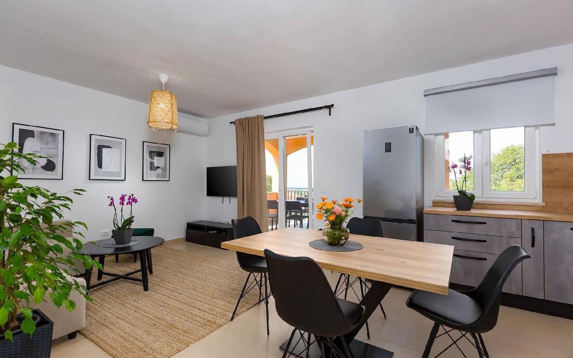 Fuskulin House | 115 m² House ∙ 3 bedrooms ∙ 10 guests