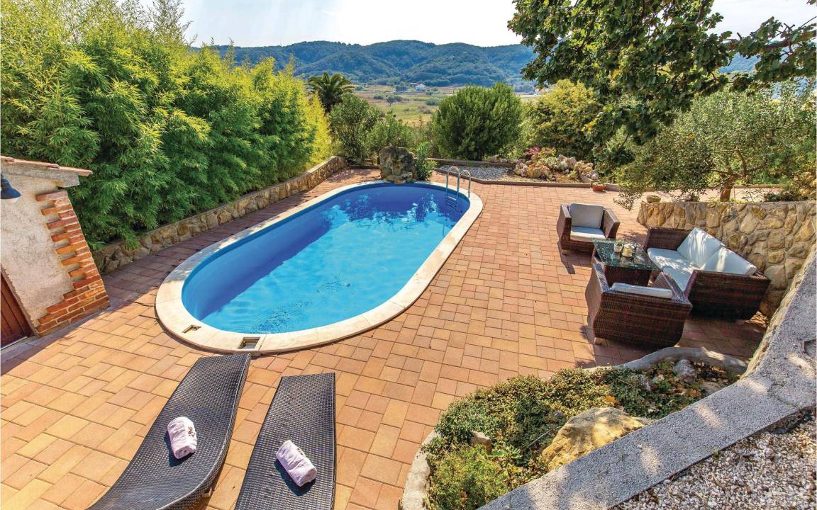 Supetarska Draga Apartment | 122 m² Apartment ∙ 3 bedrooms ∙ 6 guests