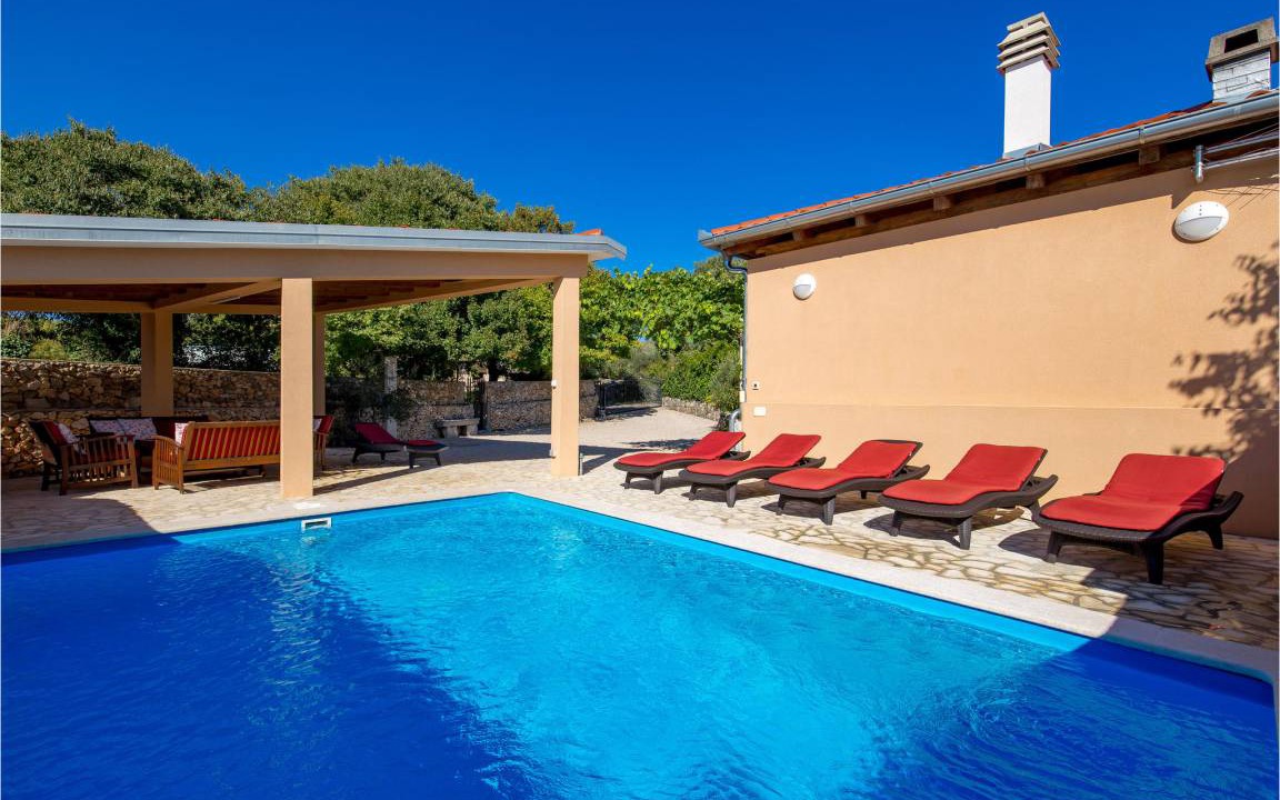 Garica House | 126 m² House ∙ 4 bedrooms ∙ 6 guests