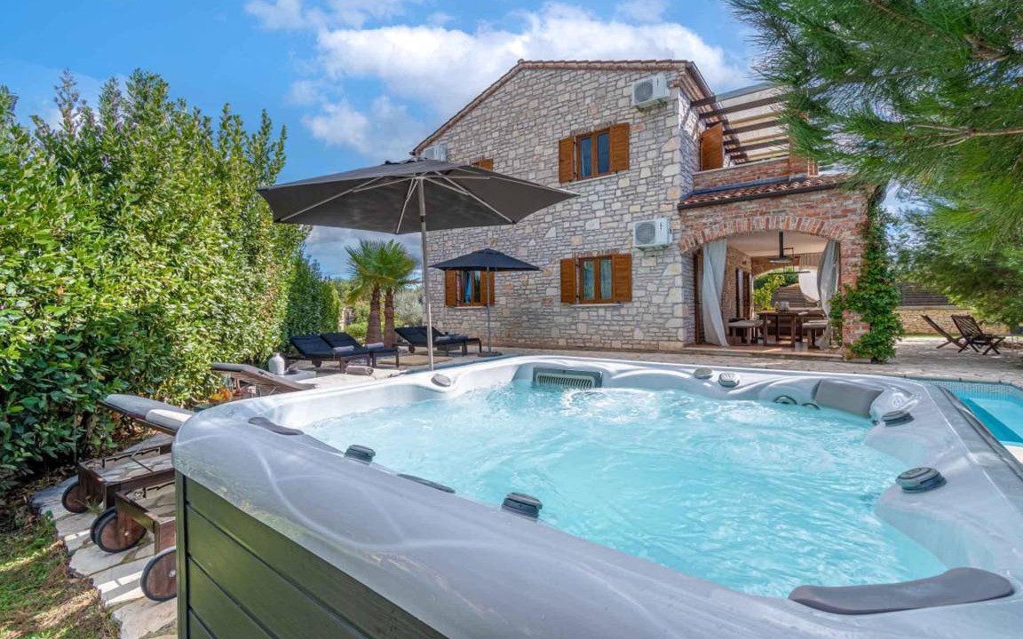 Cabrunici House | 128 m² House ∙ 4 bedrooms ∙ 8 guests