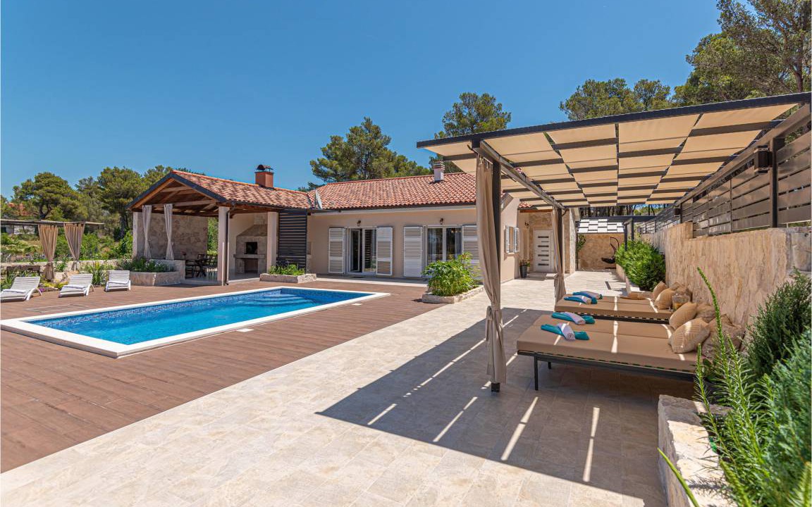 Jadrtovac House | 137 m² House ∙ 3 bedrooms ∙ 8 guests