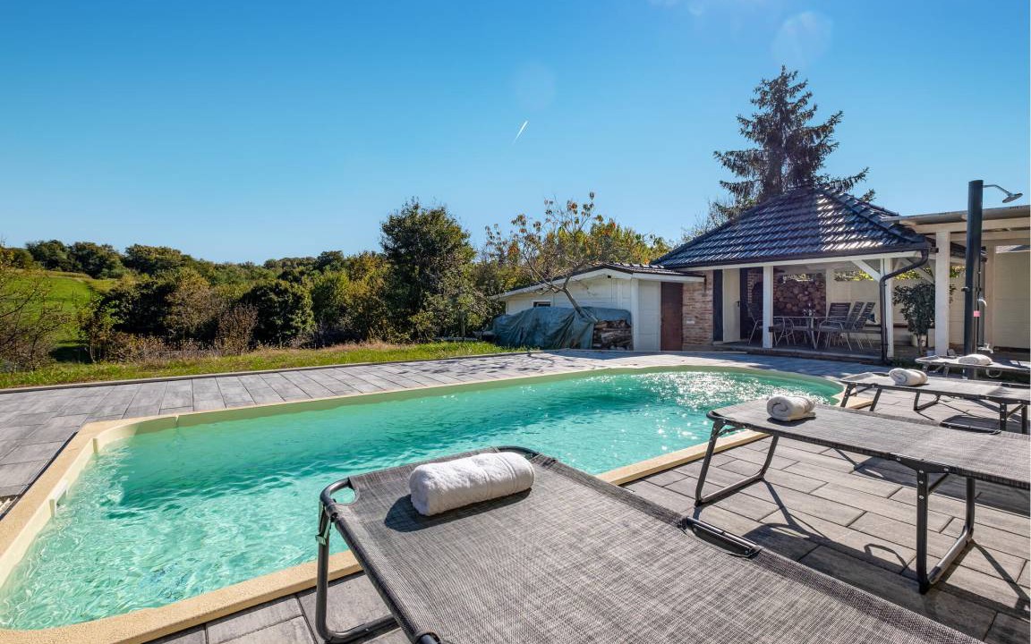 Kraljevec Sesvetski House | 140 m² House ∙ 3 bedrooms ∙ 6 guests