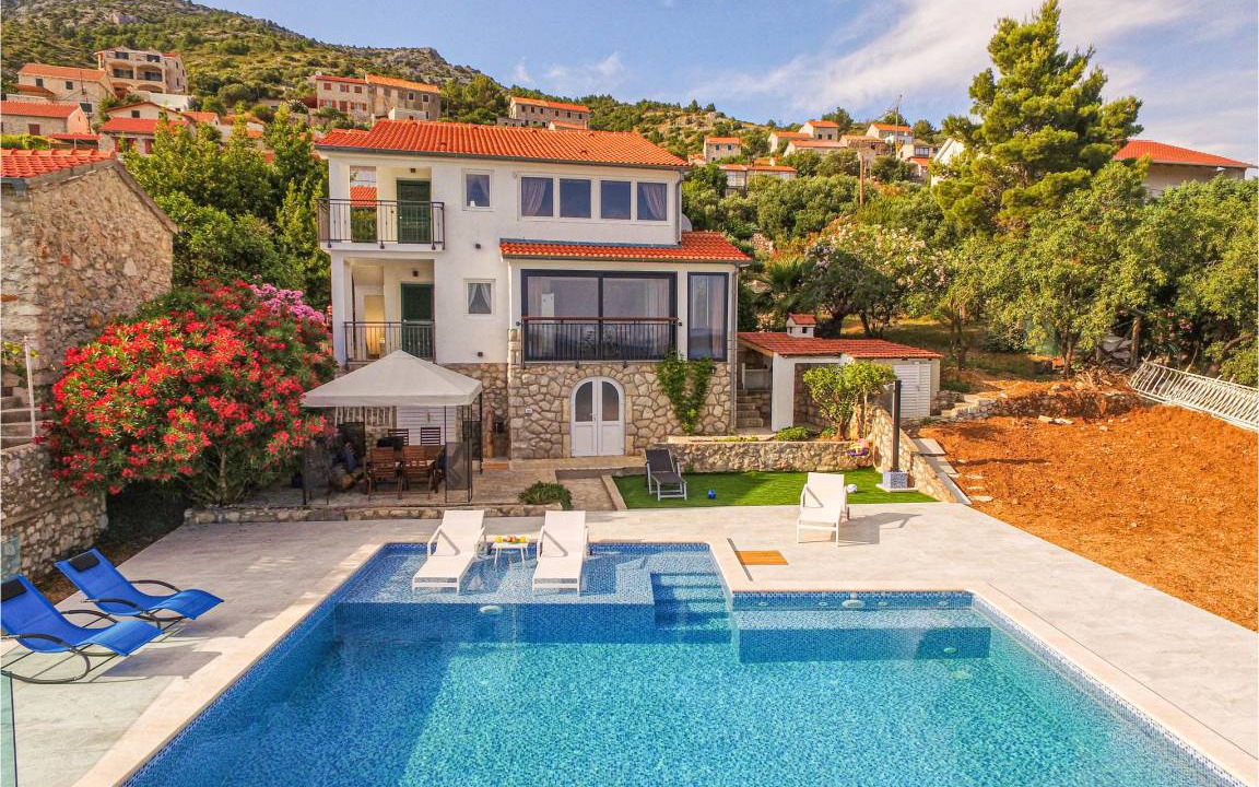 Zavala House | 140 m² House ∙ 3 bedrooms ∙ 8 guests