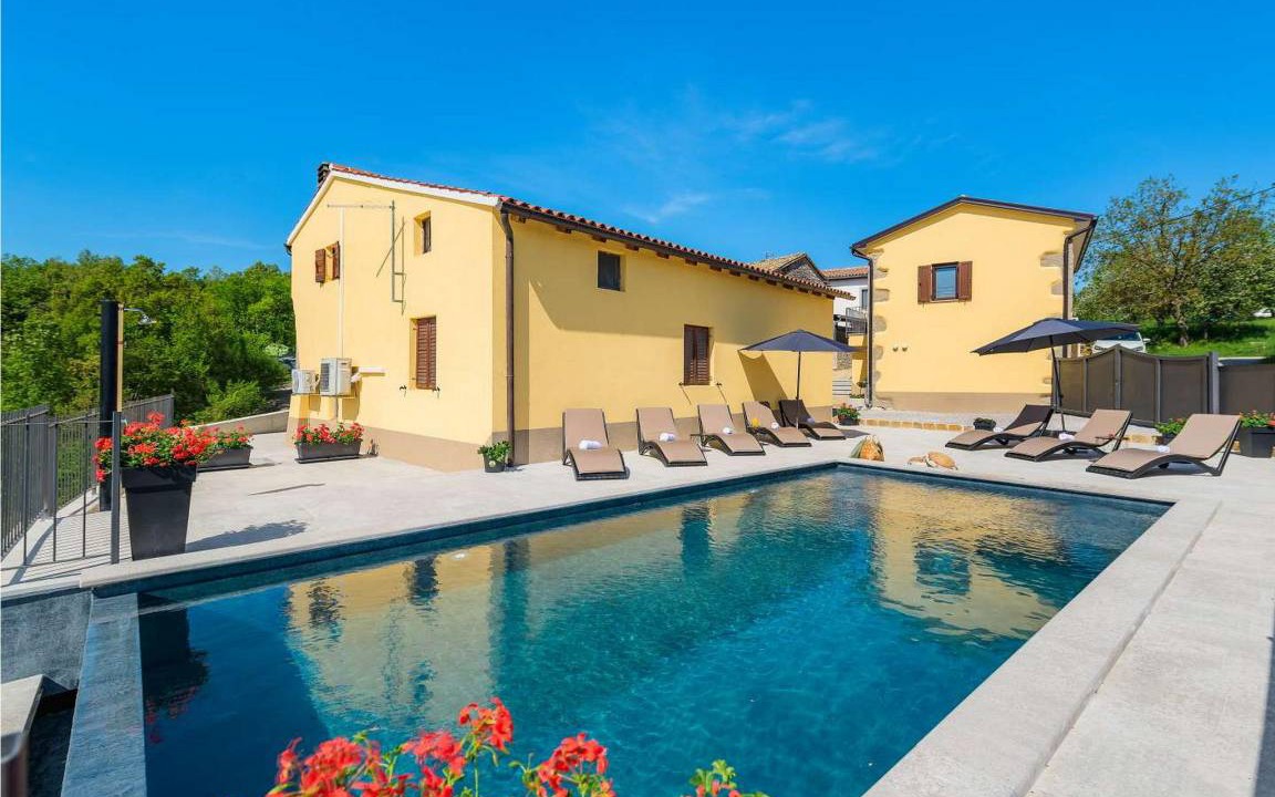 Buzet House | 150 m² House ∙ 4 bedrooms ∙ 8 guests