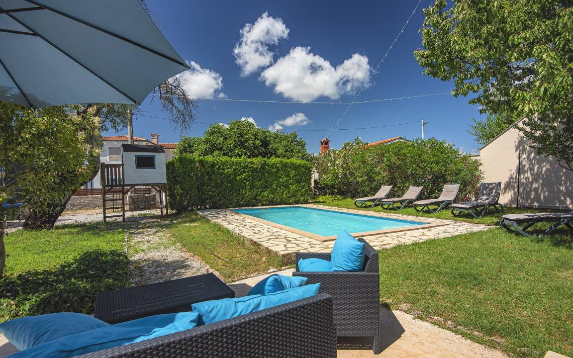 Stranici kod Lovreca House | 150 m² House ∙ 5 bedrooms ∙ 12 guests