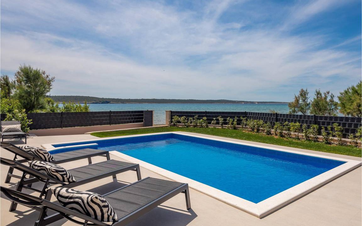 Ljubac House | 154 m² House ∙ 3 bedrooms ∙ 8 guests