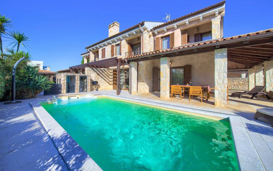 Porat Villa | 155 m² Villa ∙ 3 bedrooms ∙ 7 guests