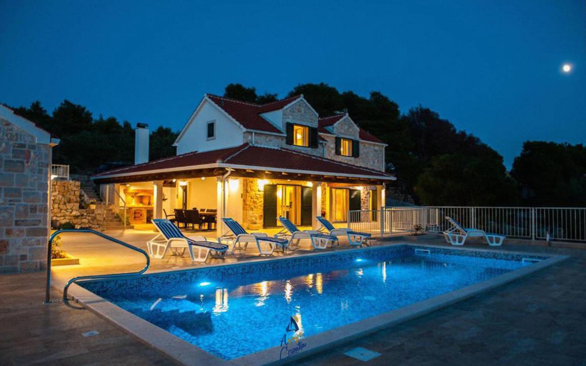 Cove Osibova (Milna) Villa | 163 m² Villa ∙ 4 bedrooms ∙ 10 guests