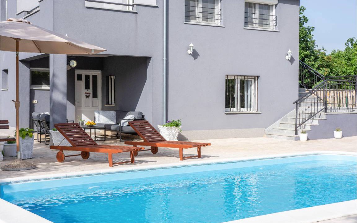 Dicmo House | 166 m² House ∙ 5 bedrooms ∙ 8 guests