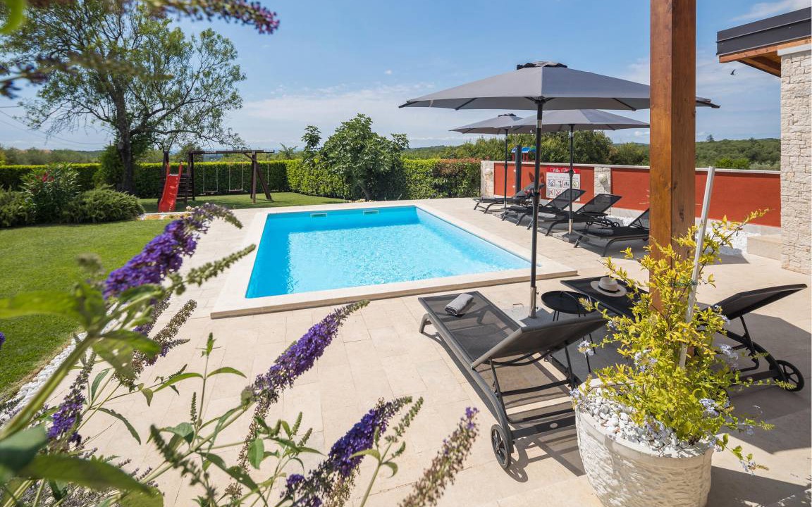 Buje House | 170 m² House ∙ 4 bedrooms ∙ 8 guests