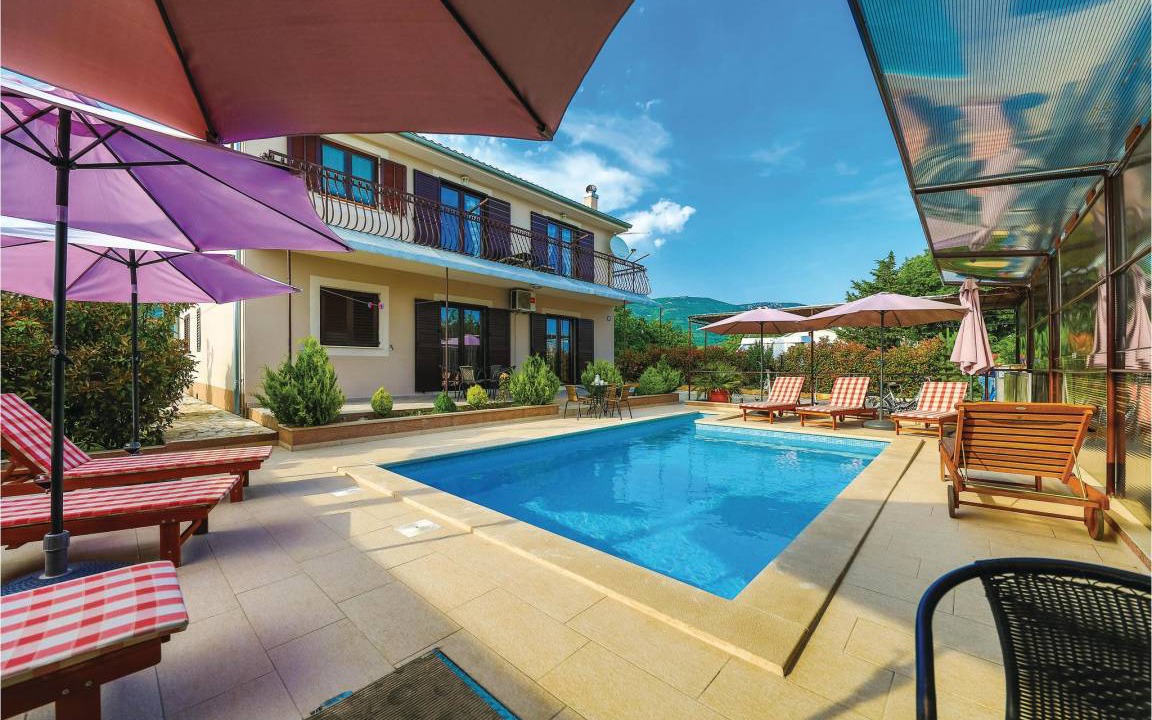 Kastel Novi House | 178 m² House ∙ 6 bedrooms ∙ 11 guests