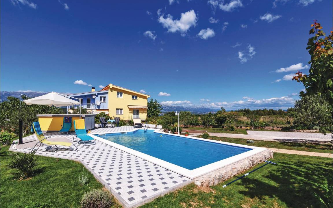 Podgradina House | 182 m² House ∙ 6 bedrooms ∙ 12 guests