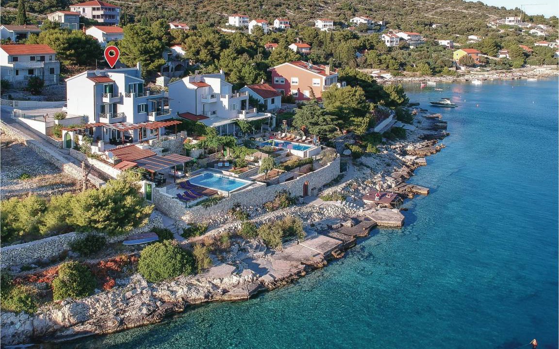 Sevid House | 188 m² House ∙ 4 bedrooms ∙ 8 guests