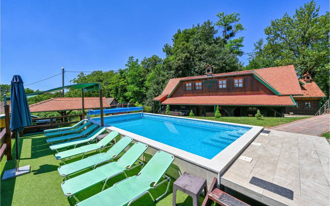 Klanjec House | 198 m² House ∙ 3 bedrooms ∙ 8 guests