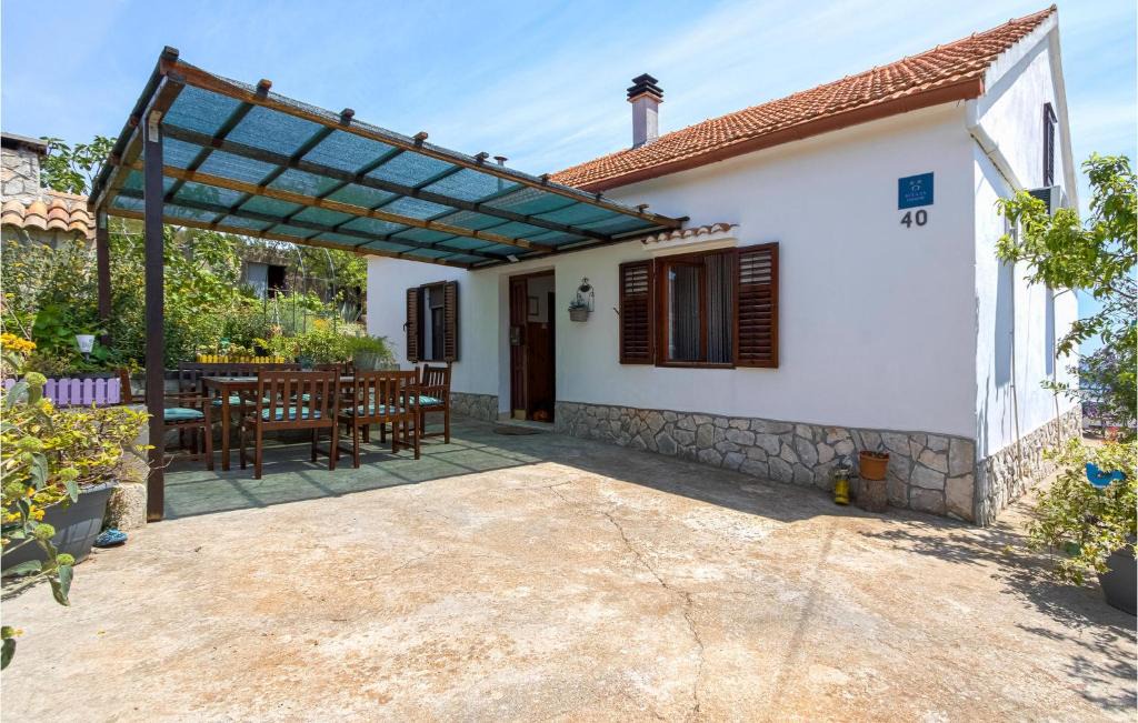 Zaglav House | 2 Bedroom Beach Front Home In Zaglav