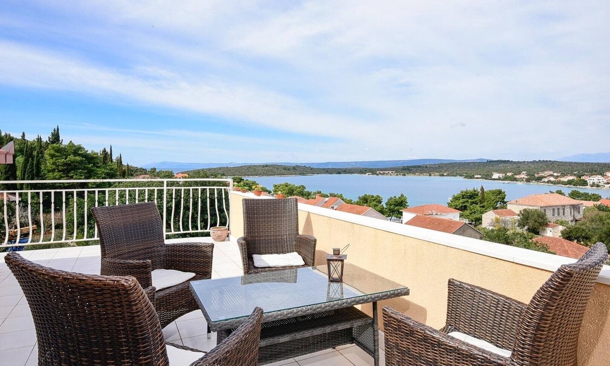 Loviste Apartment | 2-Bedroom Sea-view Apartment Ivona in Lovište - Pelješac peninsula