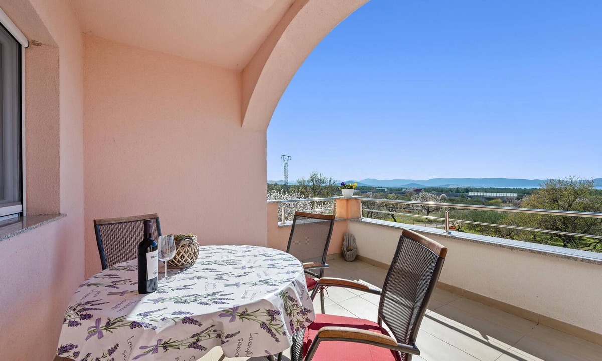 Bicine Apartment | 2 bedroom stunning apartment in Skradin