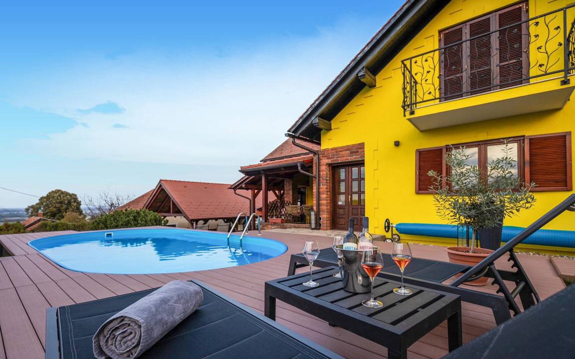 Pitomaca House | 200 m² House ∙ 3 bedrooms ∙ 8 guests