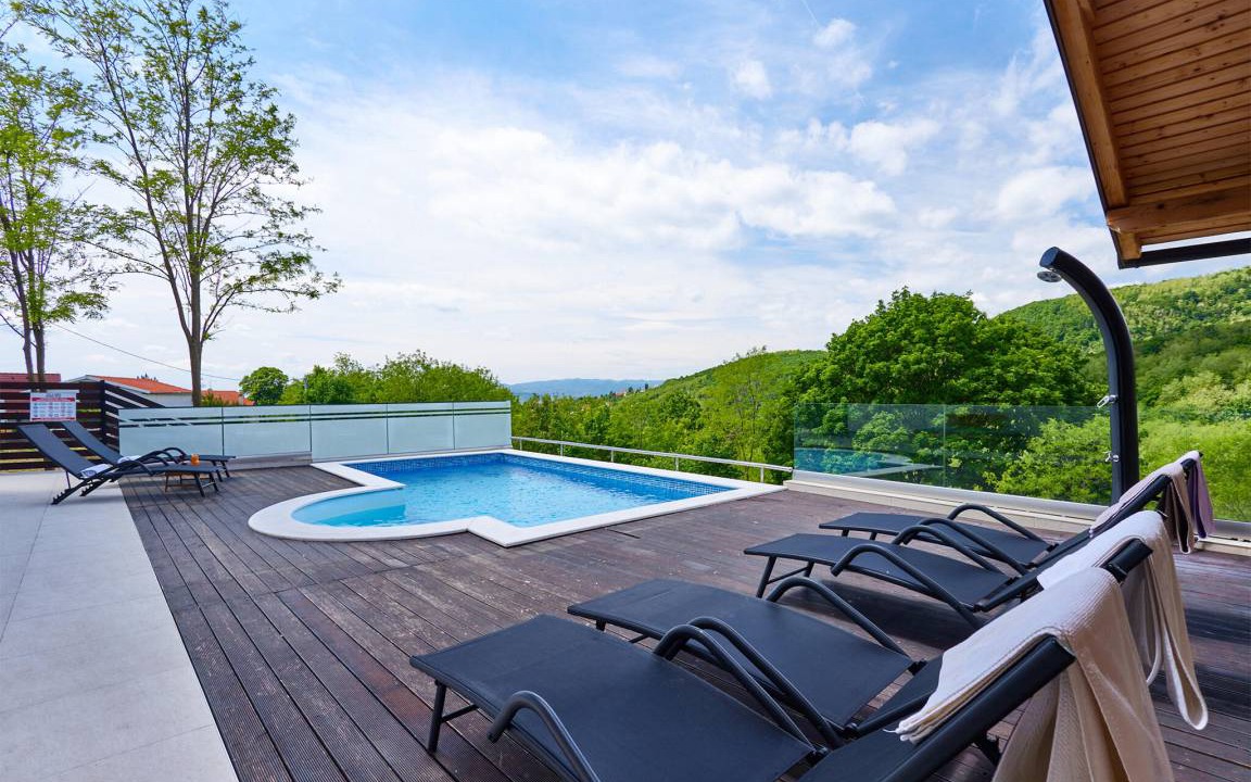 Zagreb House | 200 m² House ∙ 3 bedrooms ∙ 9 guests