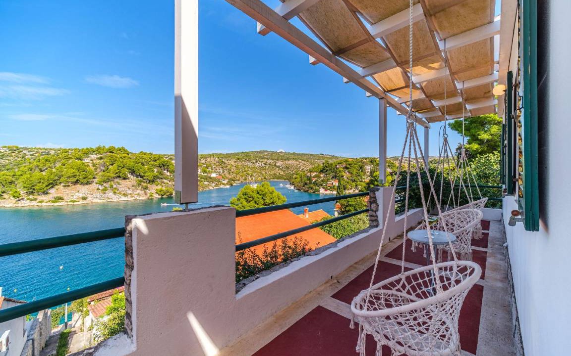 Bobovisca House | 200 m² House ∙ 5 bedrooms ∙ 10 guests