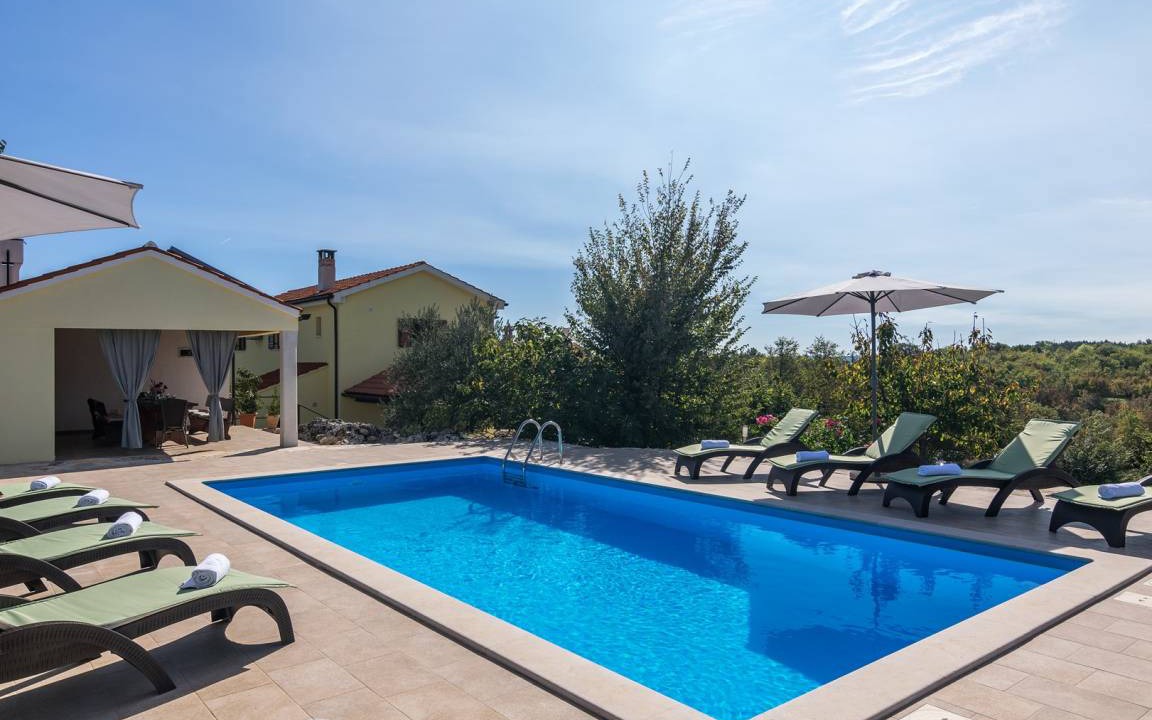 Makovci Villa | 200 m² Villa ∙ 4 bedrooms ∙ 8 guests