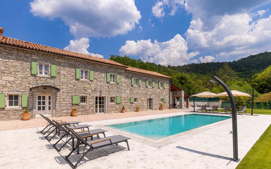 Buzet House | 210 m² House ∙ 4 bedrooms ∙ 8 guests