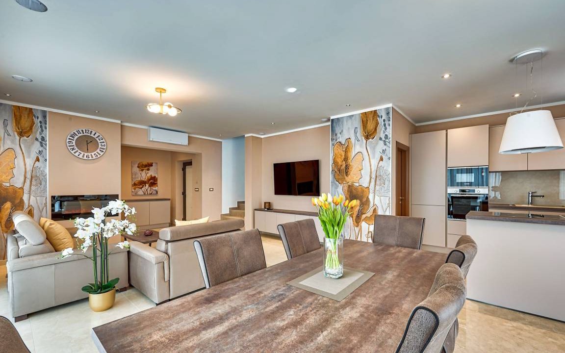 Brgod House | 210 m² House ∙ 4 bedrooms ∙ 8 guests