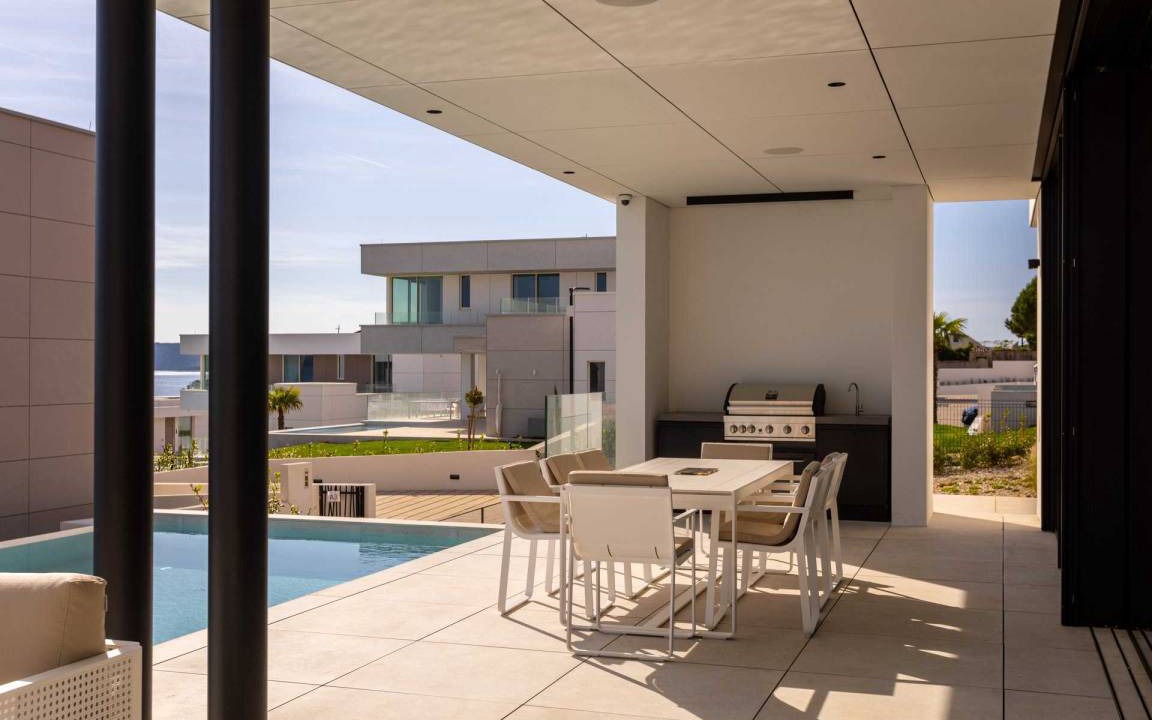 Ugljan Villa | 235 m² Villa ∙ 5 bedrooms ∙ 10 guests