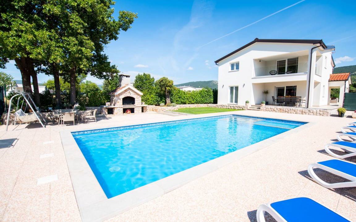 Donji Prolozac Other | 250 m² Accommodation ∙ 5 bedrooms ∙ 12 guests