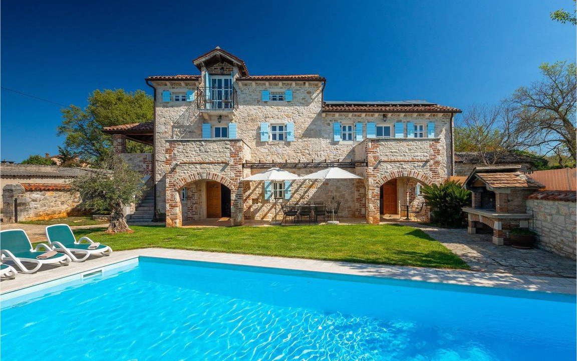 Susnjici House | 261 m² House ∙ 4 bedrooms ∙ 10 guests