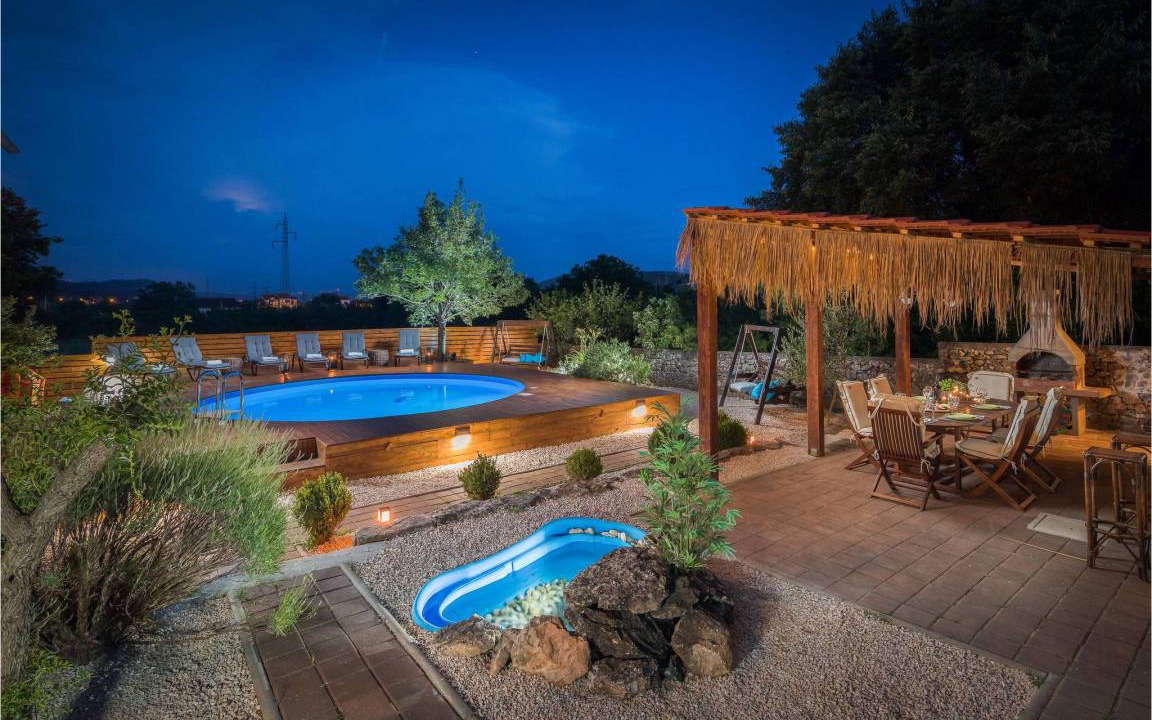 Bilice House | 270 m² House ∙ 5 bedrooms ∙ 8 guests