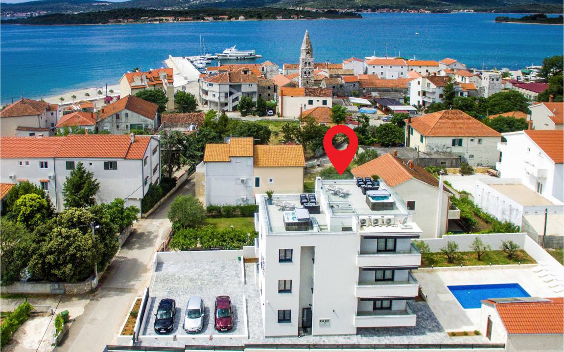 Turanj House | 287 m² House ∙ 6 bedrooms ∙ 12 guests