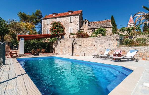 Bobovisca House | 3 bedroom accommodation in Bobovisca