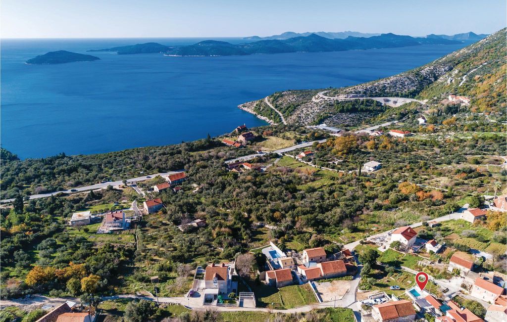 Brsecine House | 3 bedroom accommodation in Brsecine