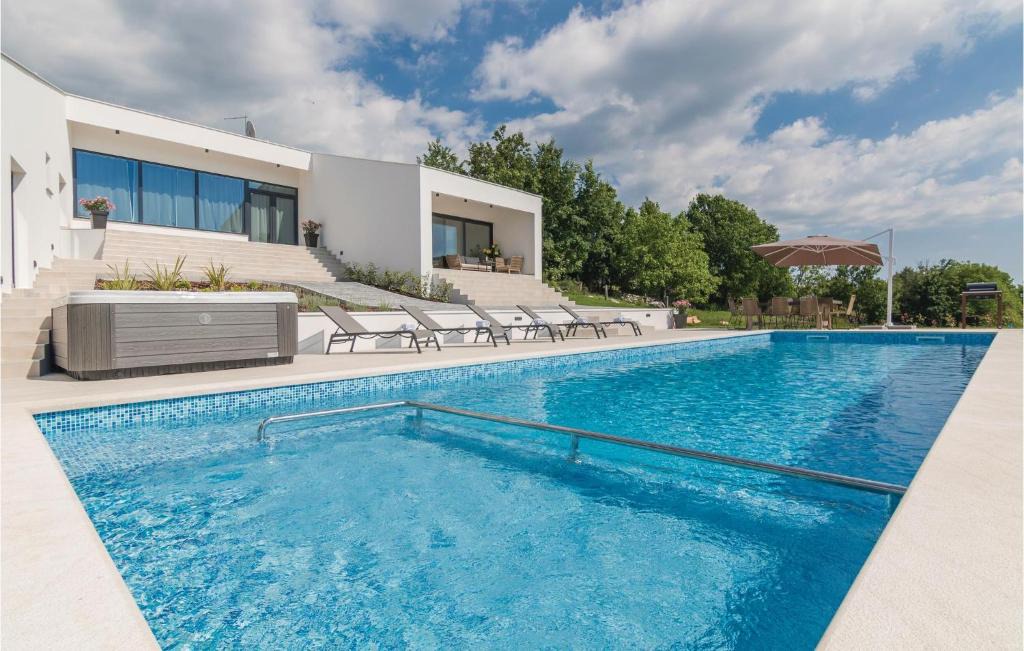 Jezenj House | 3 Bedroom Amazing Home In Veli Jezenj