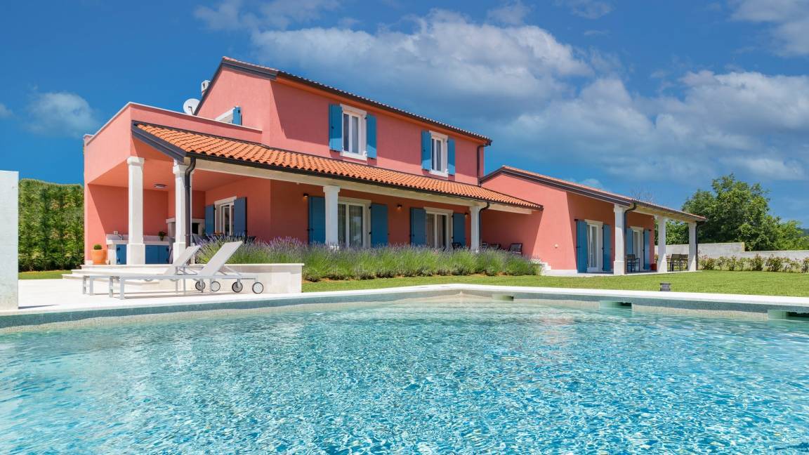 Oprtalj Villa | 320 m² Villa ∙ 4 bedrooms ∙ 8 guests
