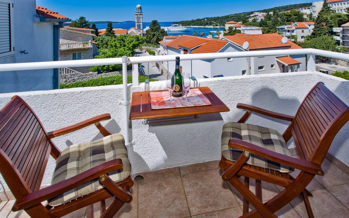 Jacky | Hvar