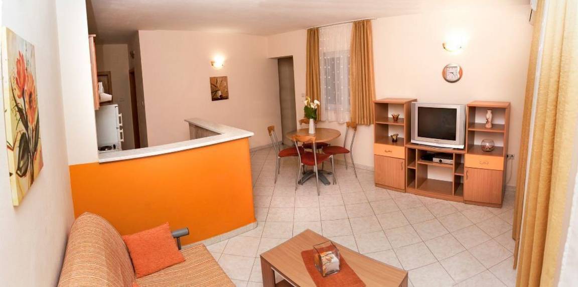 Komarna Apartment | 38 m² Apartment ∙ 1 bedroom ∙ 4 guests