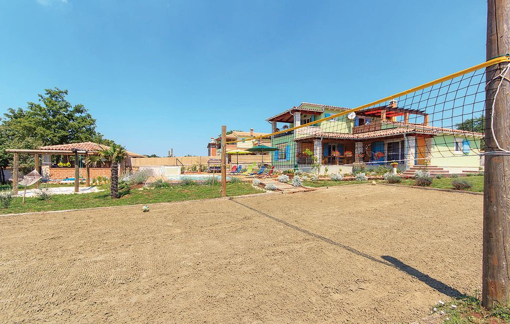 Rezanci House | 4 bedroom accommodation in Svetvincenat