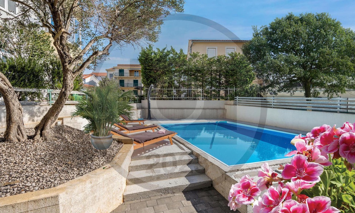 Srima Apartment | 4 BEDROOM AMAZING APARTMENT IN