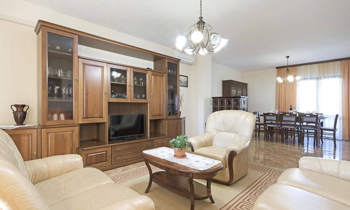 Vintijan Apartment | 4 bedroom cozy apartment in Pula