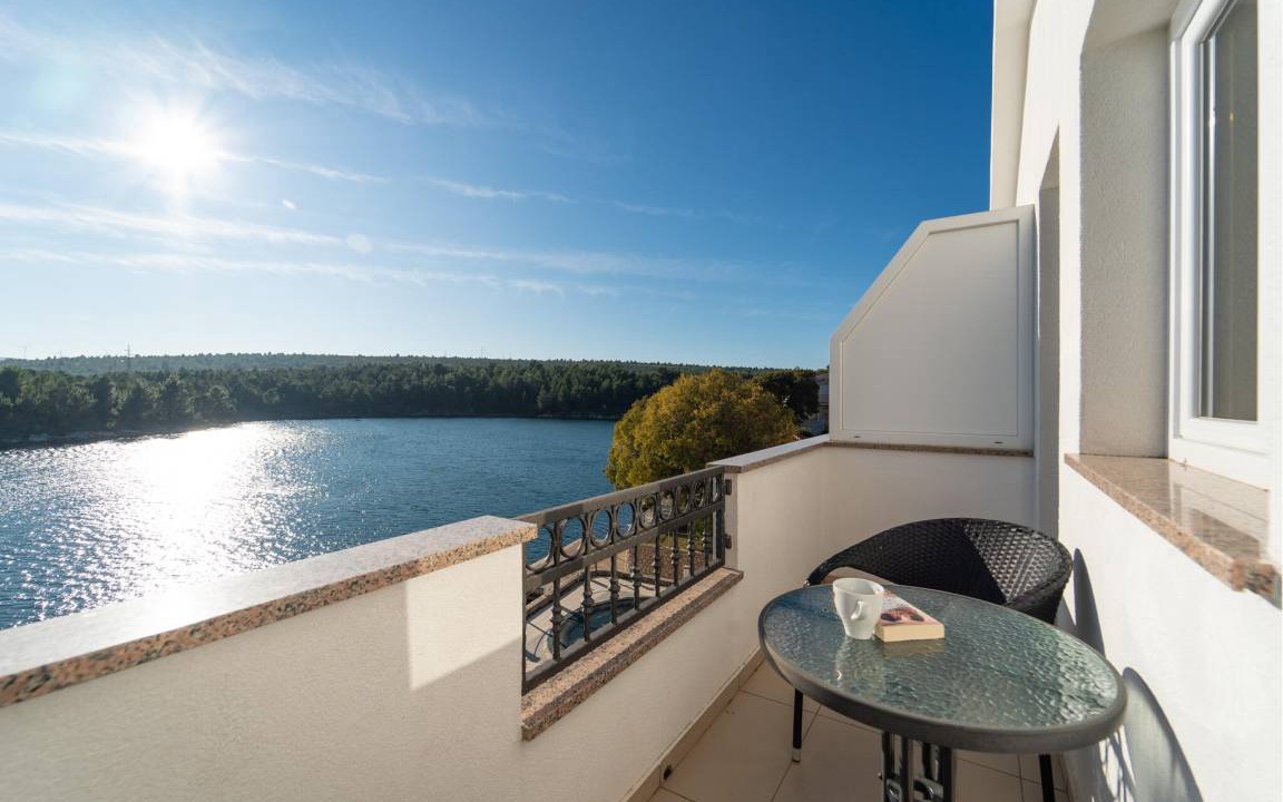 Obrovac Apartment | 40 m² Apartment ∙ 1 bedroom ∙ 4 guests