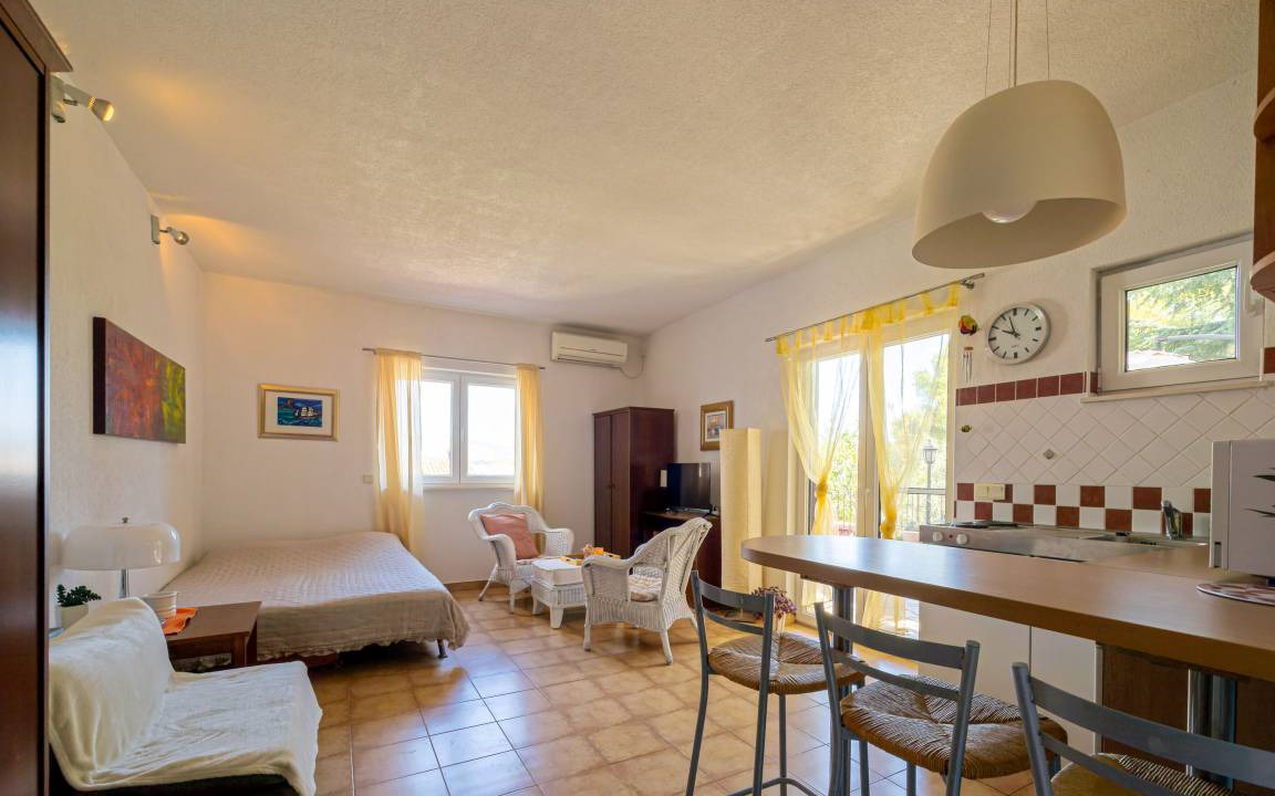 Okrug Donji Apartment | 40 m² Apartment ∙ 3 guests