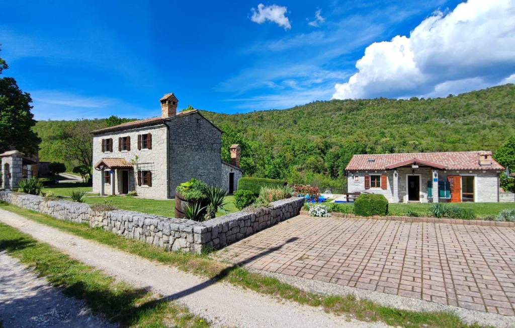 Krkuz Villa | 400 m² Villa ∙ 5 bedrooms ∙ 10 guests