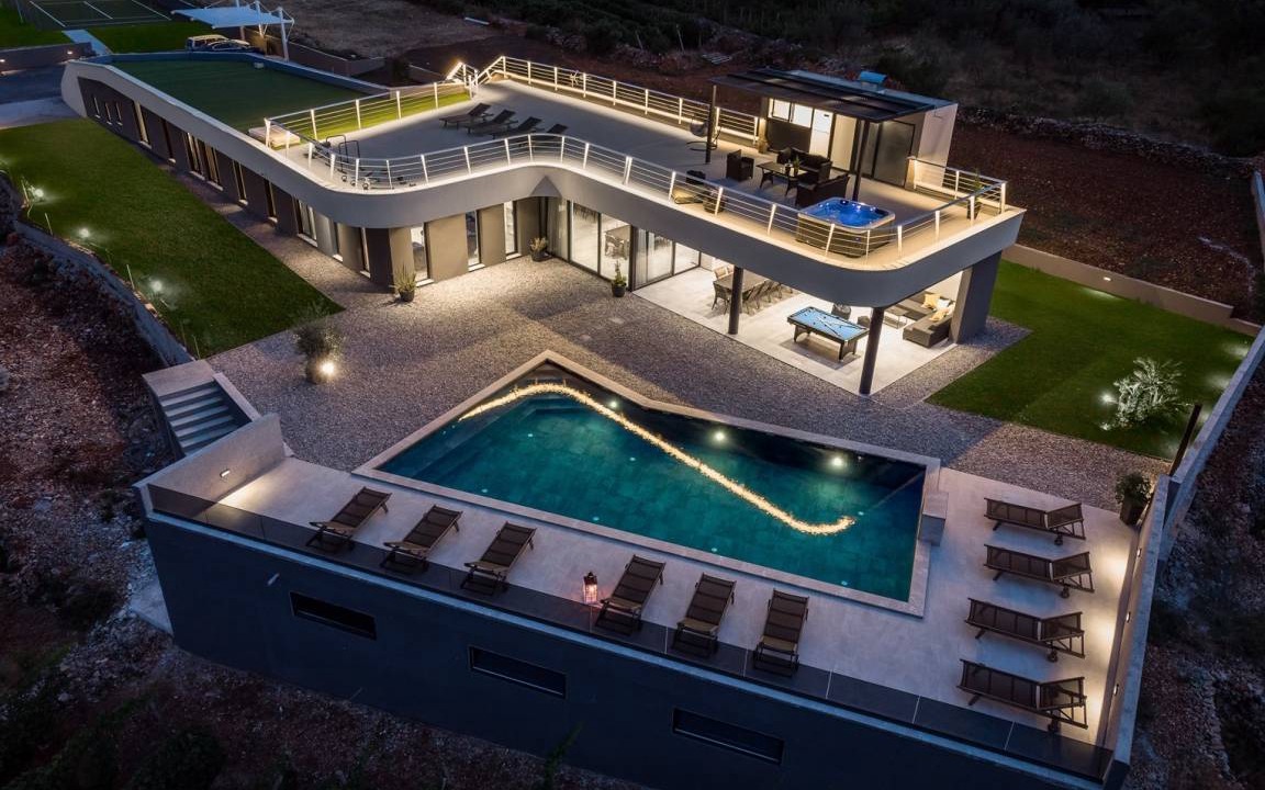 Zmijavci Villa | 426 m² Villa ∙ 5 bedrooms ∙ 12 guests