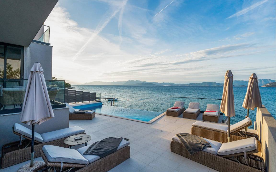 Sreser House | 440 m² House ∙ 6 bedrooms ∙ 12 guests