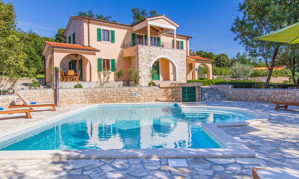 Stanisovi House | 5 bedroom lovely home in Koromacno